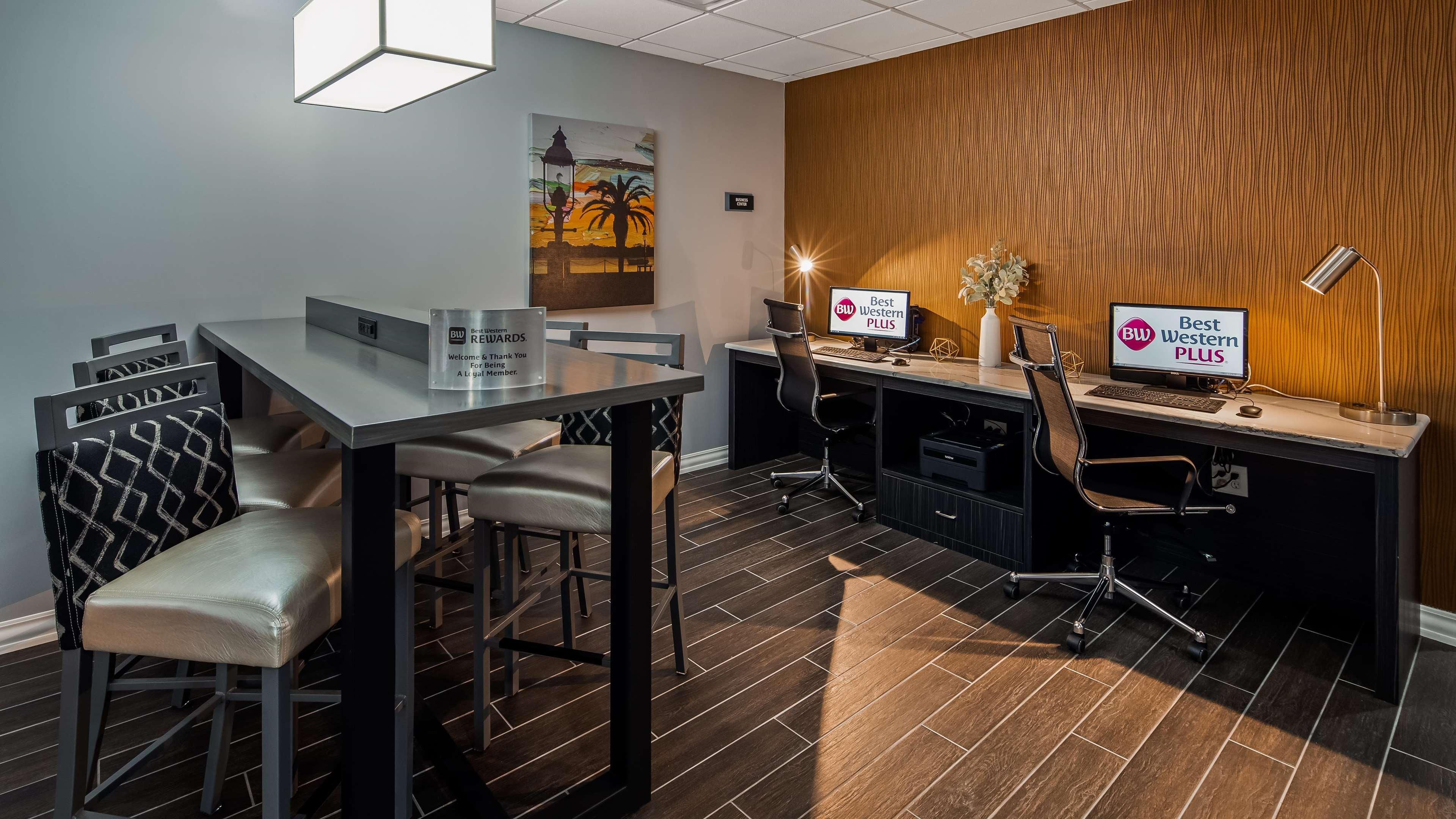 Best Western Plus New Caney Inn & Suites Luaran gambar