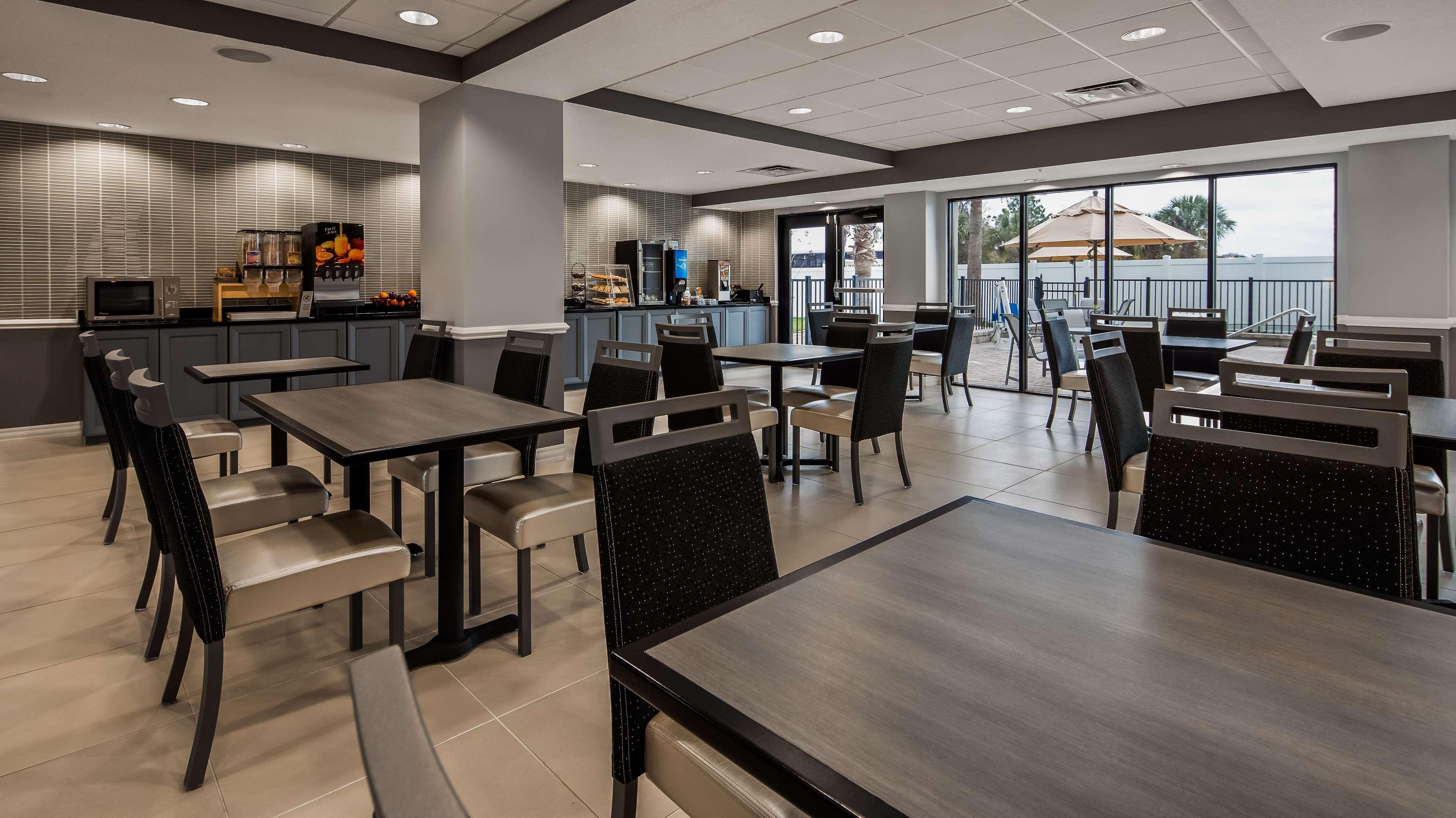 Best Western Plus New Caney Inn & Suites Luaran gambar